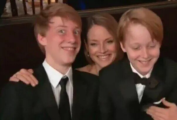 демотиваторы с малышами и папой. хотел нормального сына. папа дурак. детям нужен отец. высказывания о мужчинах бросивших детей.