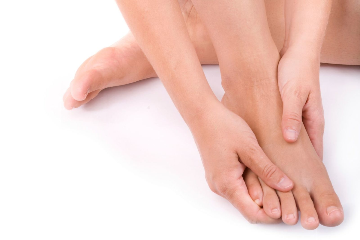 Причины болят пальцы на ногах почему. Самомассаж пальцев стопы. Самомассаж ступней ног.