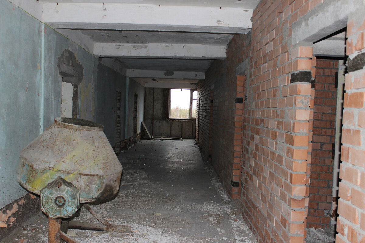 прожить казарма