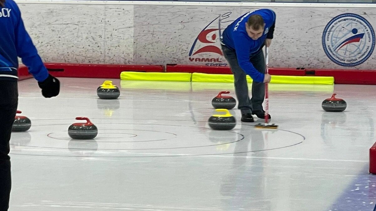 Керлинг спорт игра