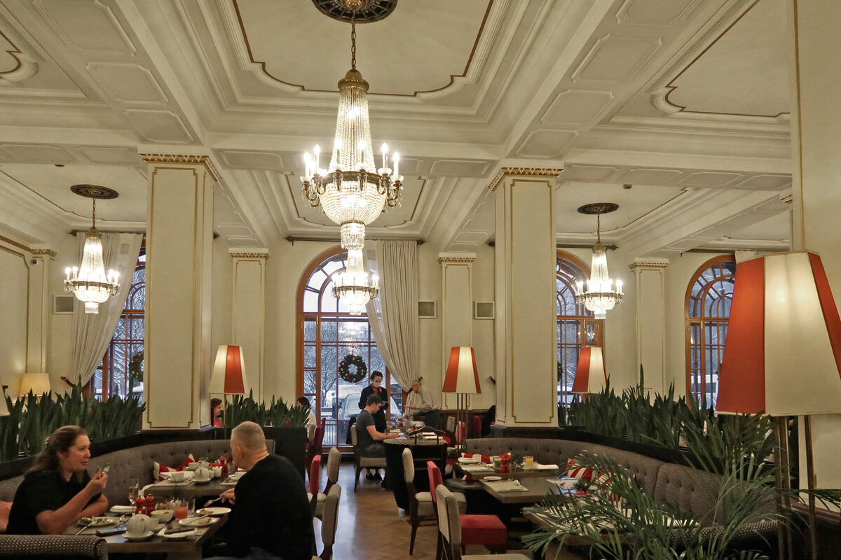 Завтрак в швеции. Пансион аничков. Отель петр 4 санкт-петербург. Отель в питере 15 комнат. Отель:поло регата питер.