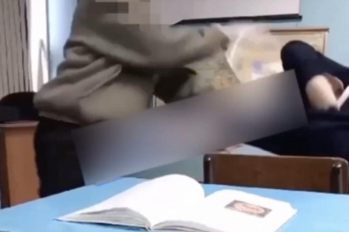   СУ СКР проведёт проверку в называевской школе, где буллят учеников