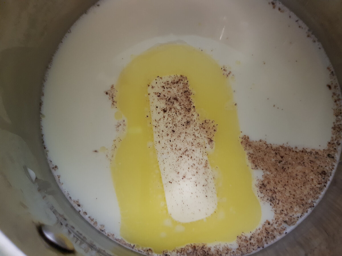С мускатным орехом важно не перестараться, т.к. у него очень яркий вкус, а нам нужен только легкий аромат