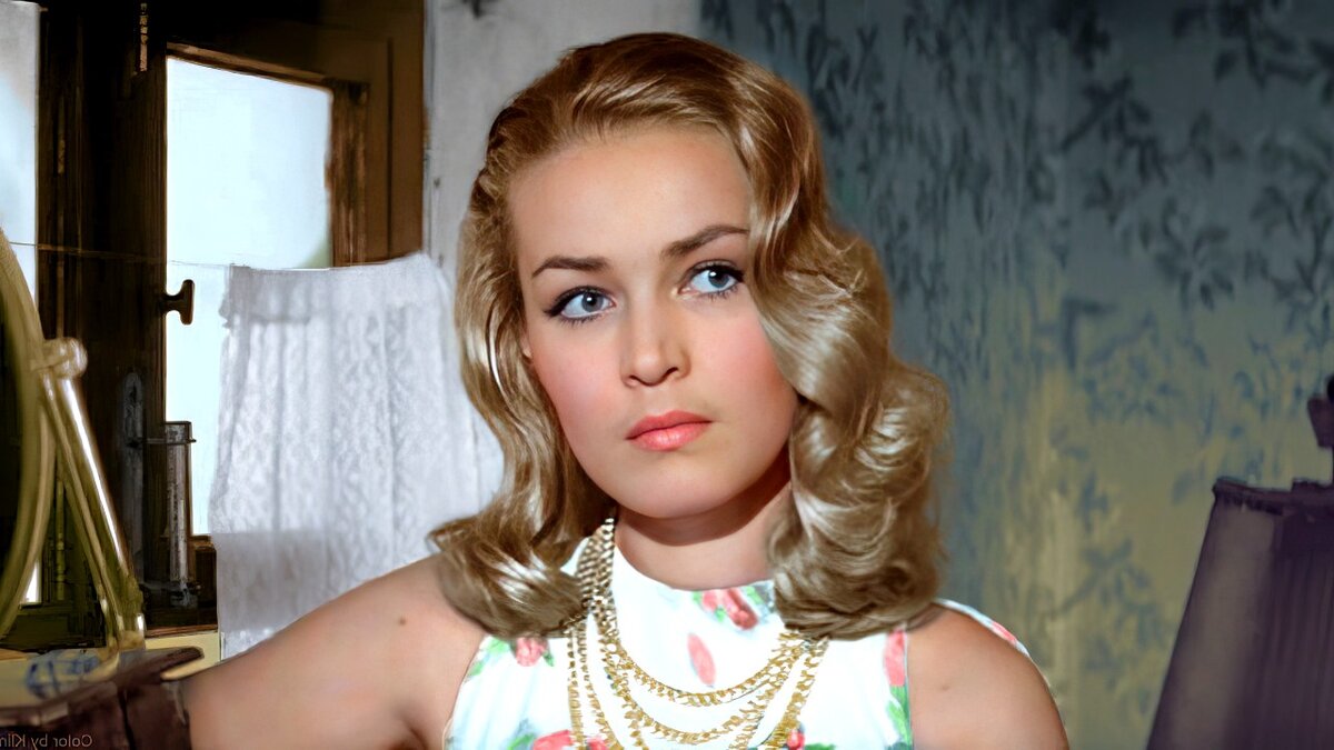 Людмила Чурсина