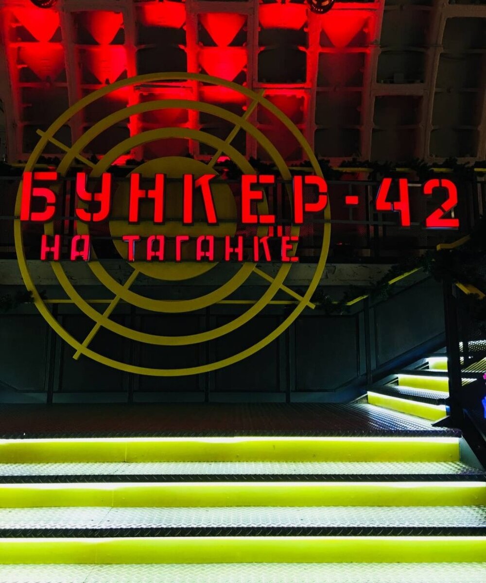 Эндрю фриз стихи. Кто-нибудь поймет тебя. Если человек тебя не слышит цитаты. Статусы про больную душу. Воздушная женщина.