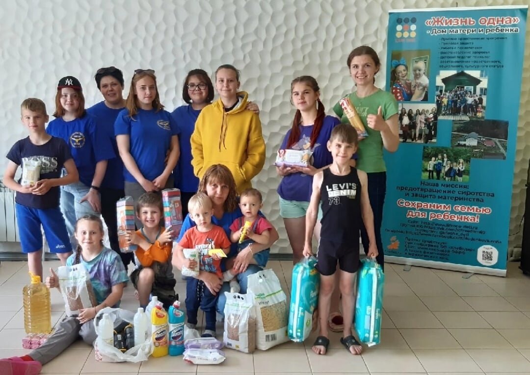 Журнал школа года. Дневник с оценками. Школьный журнал. Журнал школа года. Советский школьный дневник.