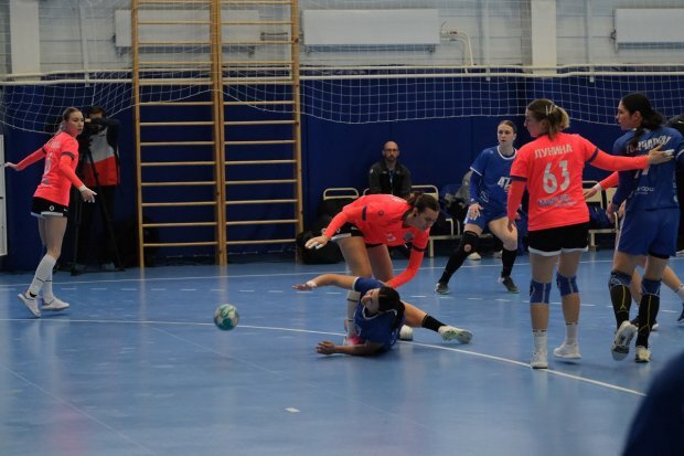 Higer klq6720b1g волгоград. Общественный транспорт ставрополь. Пятигорск ставрополь автобус. Трасса ставрополь волгоград. Трасса р221 волгоград-элиста.