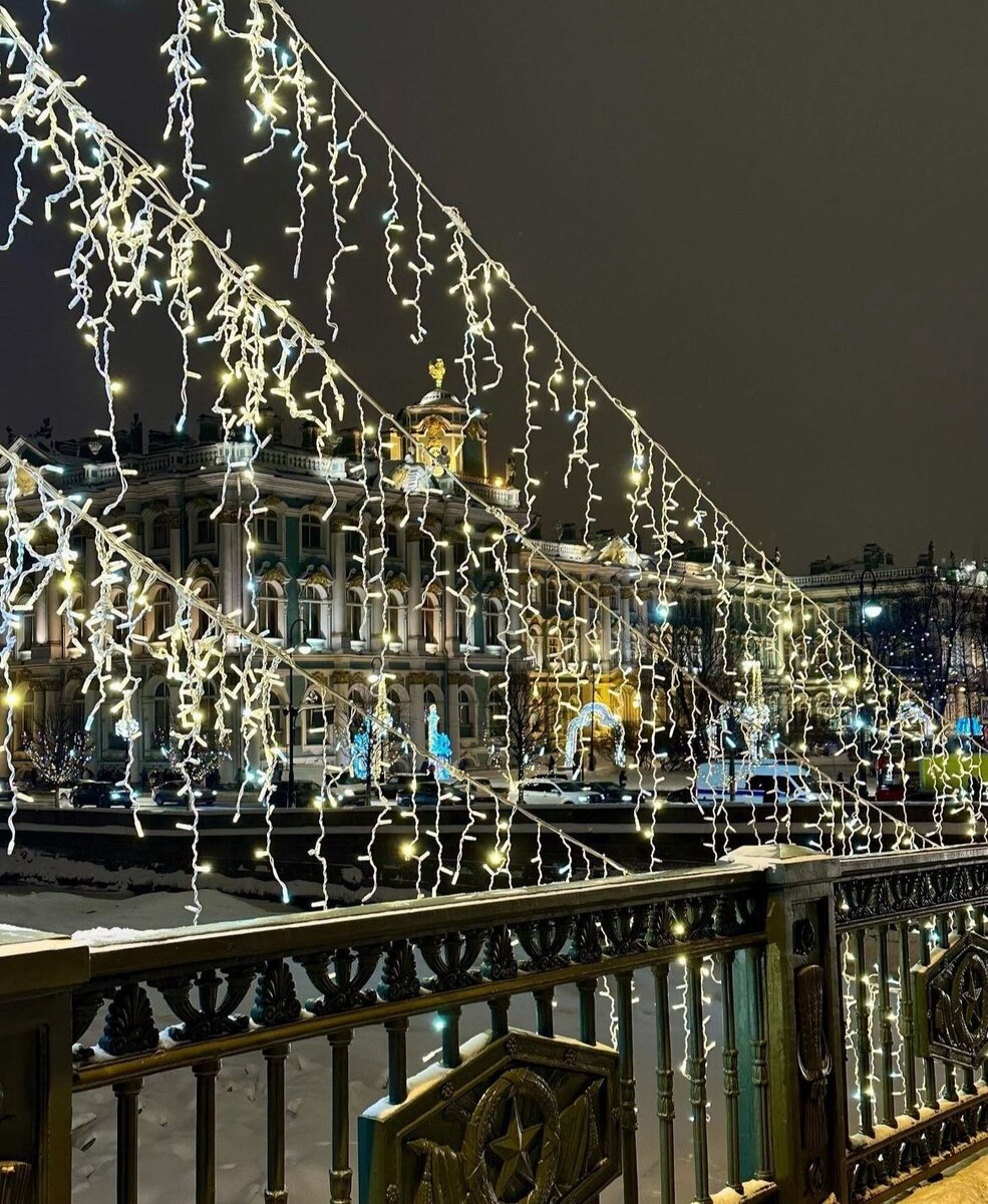 новогодний питер. новогодний двор. новогодняя ярмарка. новогодние развлечения в питере. рождественский санкт петербург экскурсия.