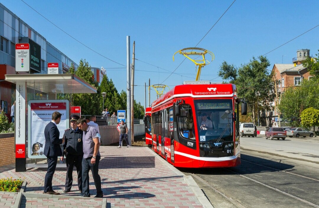 Взрывы в киеве. Таганрог улица свободы. Взрыв в таганроге сегодня видео. Таганрог 28. Лицей 28 таганрог внешний вид.