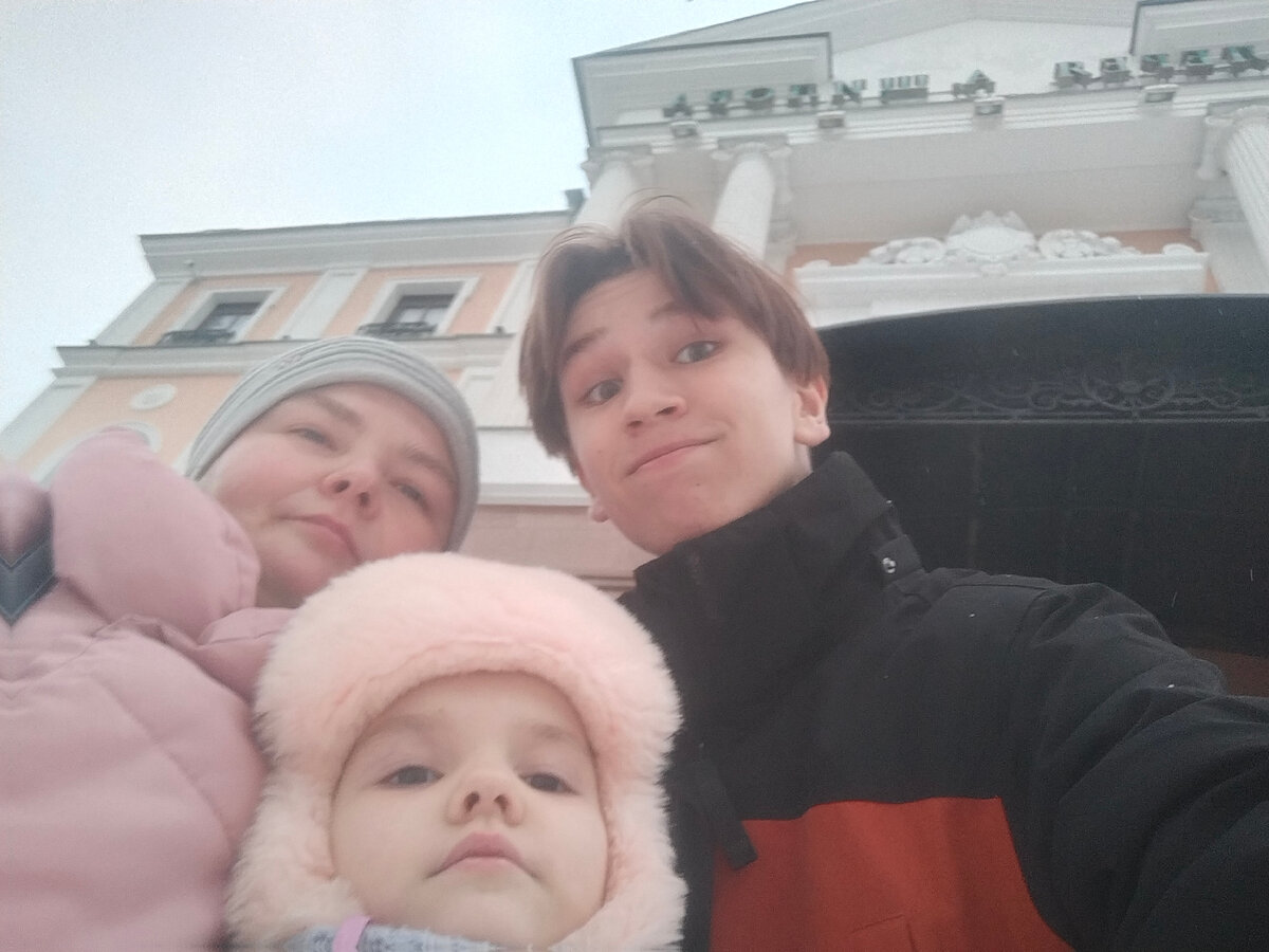 Просто мы и непросто галерея 