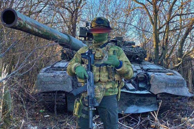 Военнослужащий подразделения спецназа Вооруженных сил России в зоне проведения операции на Украине Фото: Fillin