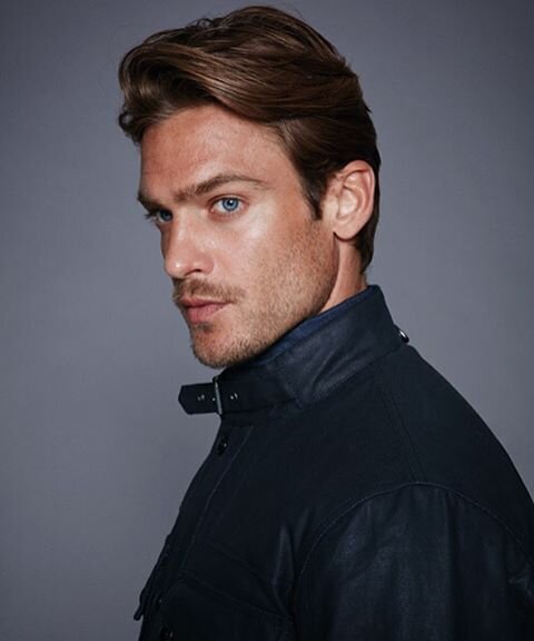 Начало Идею для этого рассказа мне подкинула читательница по имени Татьяна, которая находится на Дзен под ником: Ruslan Botashev. -Доброе утро, 5'А'! - произнёс Станислав Андреевич войдя в класс.-5