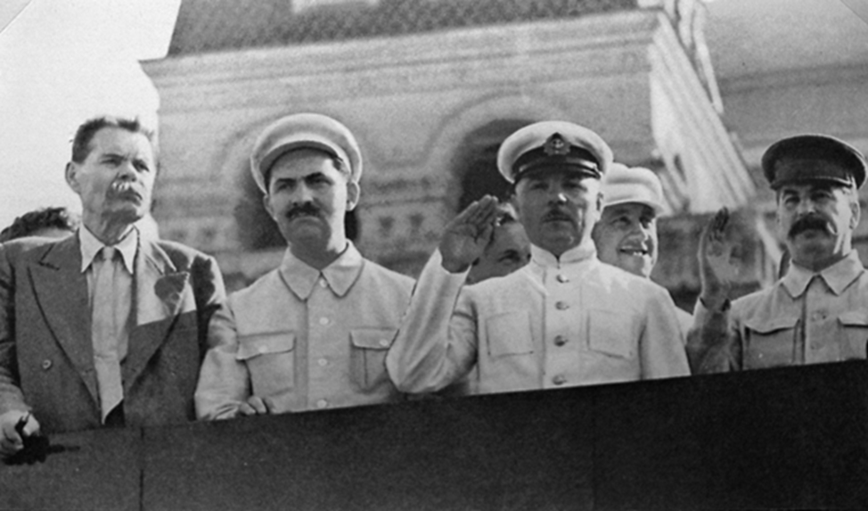 Век личности