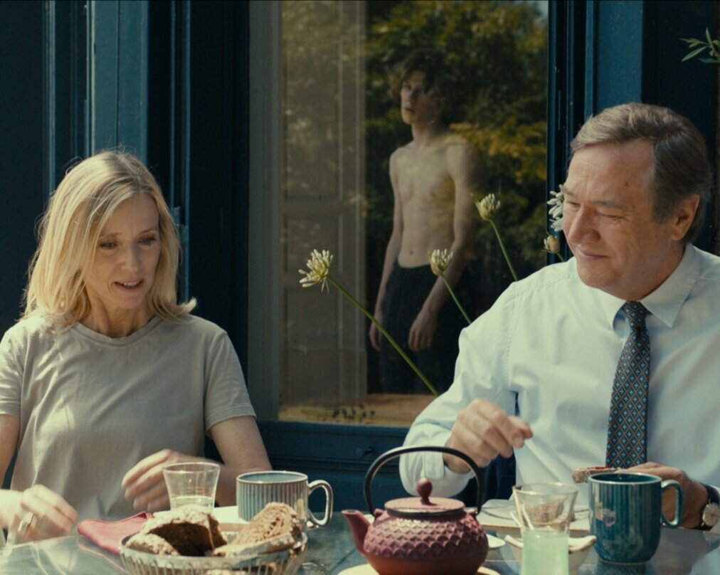 Кадр из фильма "Запретная страсть".