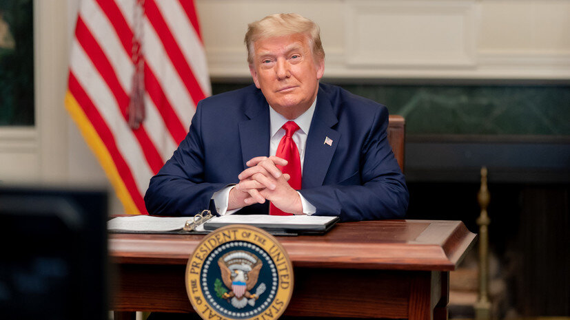   globallookpress.com White House