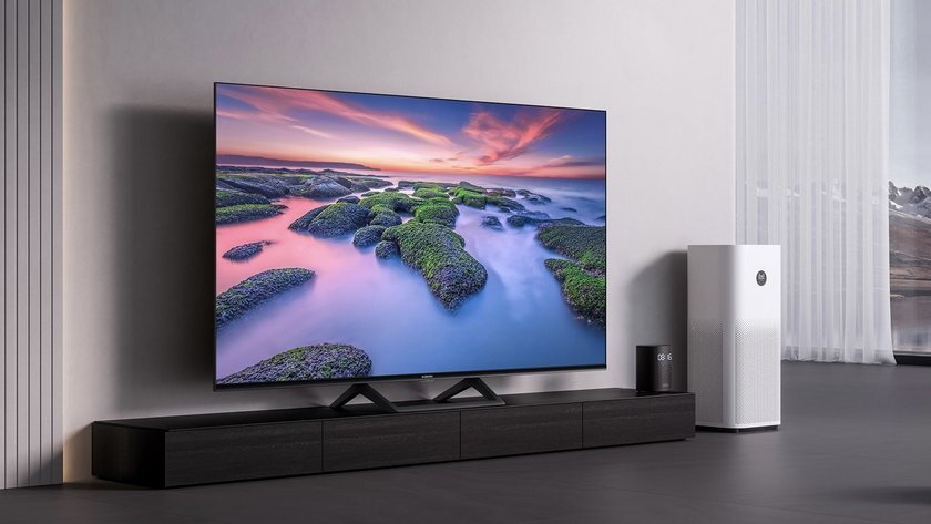 Телевизор 4k в доме. Какую марку телевизора выбрать в 2023. Lg 43nano776pa 2021 nanocell, hdr. Philips 42pfl7108s/60. Телевизор.