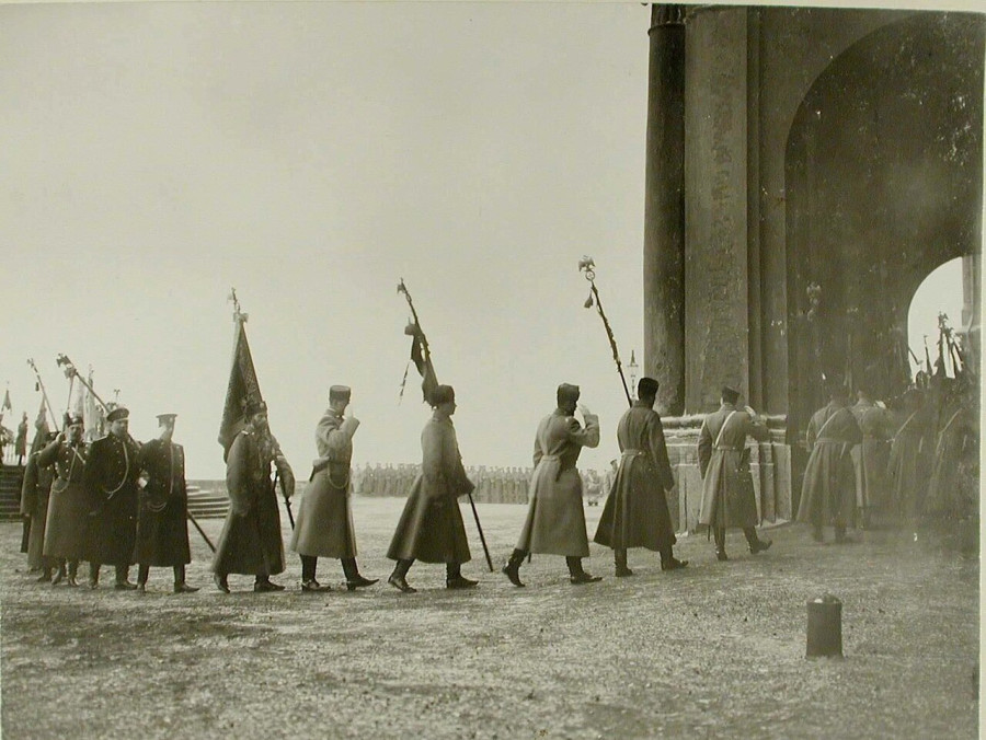 июль 1905 год. 1906 событие участник. первая русская революция всероссийская стачка 1905 г. восстание на пресне 1905. забастовки 1905 года в россии.