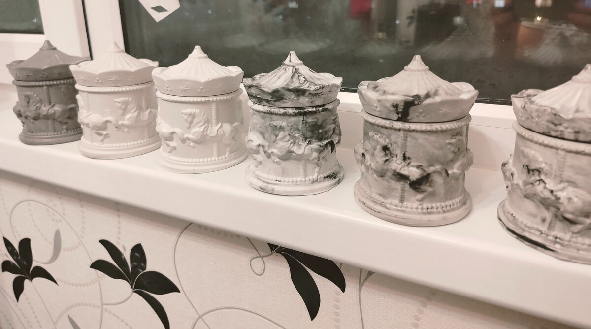 Это шкатулка-карусель