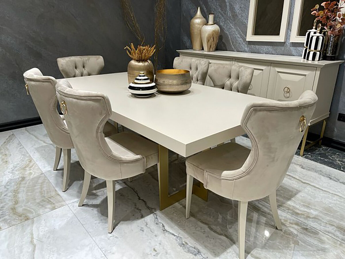 Пример интерьера от Lifestyle Unico. Обеденная зона в итальянском стиле с коллекцией мебели Boston