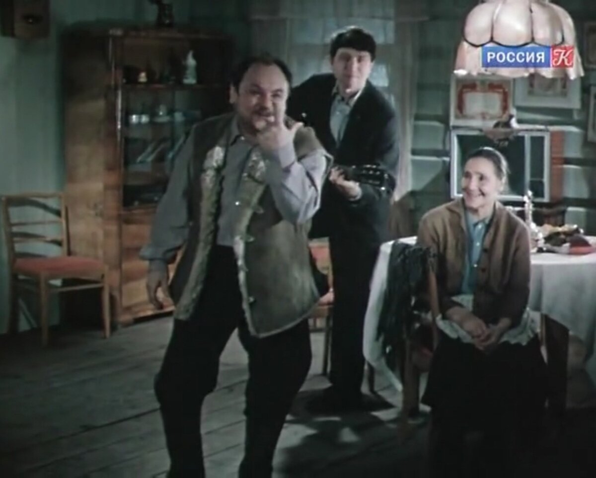 кадр из фильма "Африканыч"