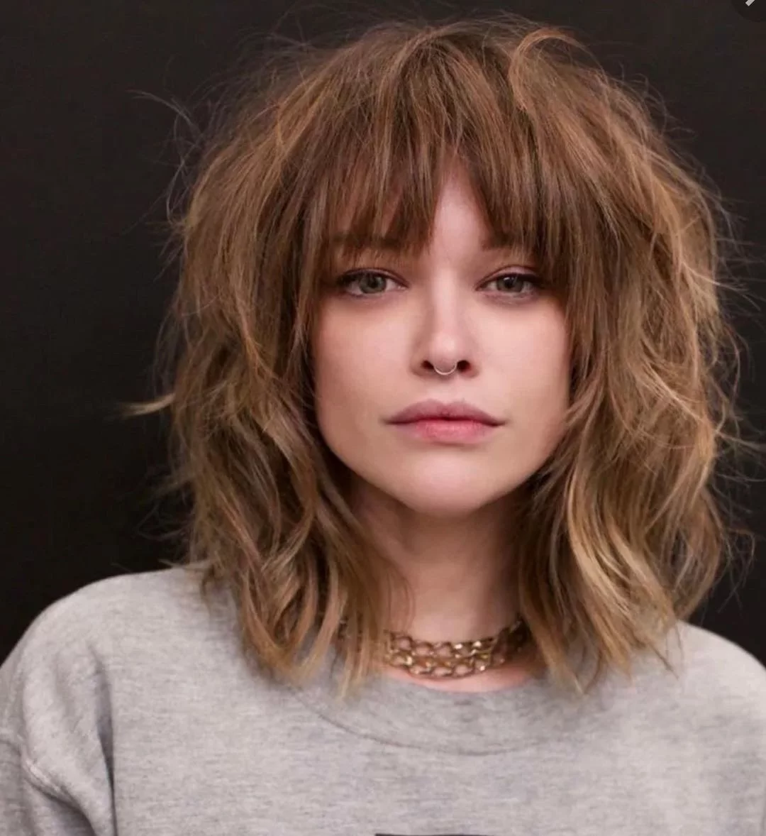 какие волосы какие плечи песня