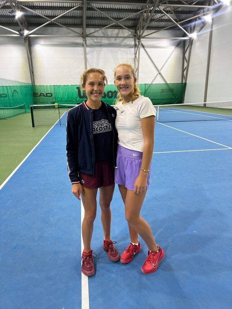 Сестры спортсменка