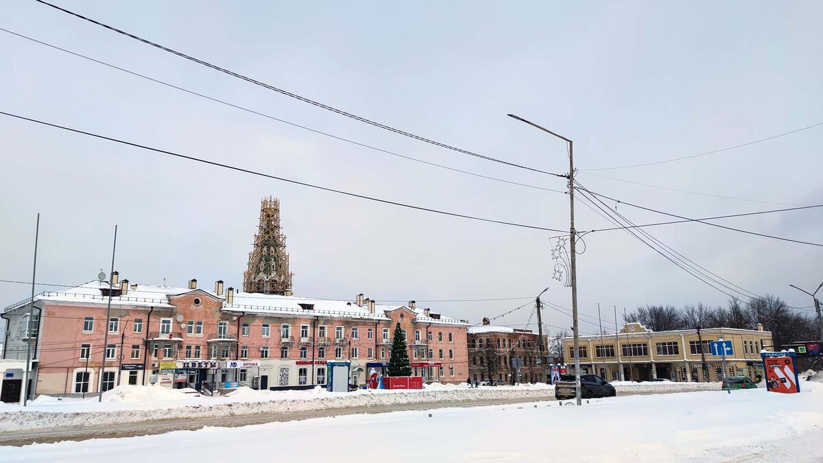 Бывшая Базарная площадь. Сегодня называется площадь Ленина.