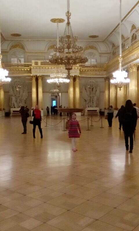 В Эрмитаже. Наша первая поездка в Ленинград 