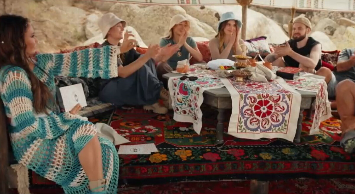 Народная команда и Ляйсан Утяшева "Выжить в Самарканде"