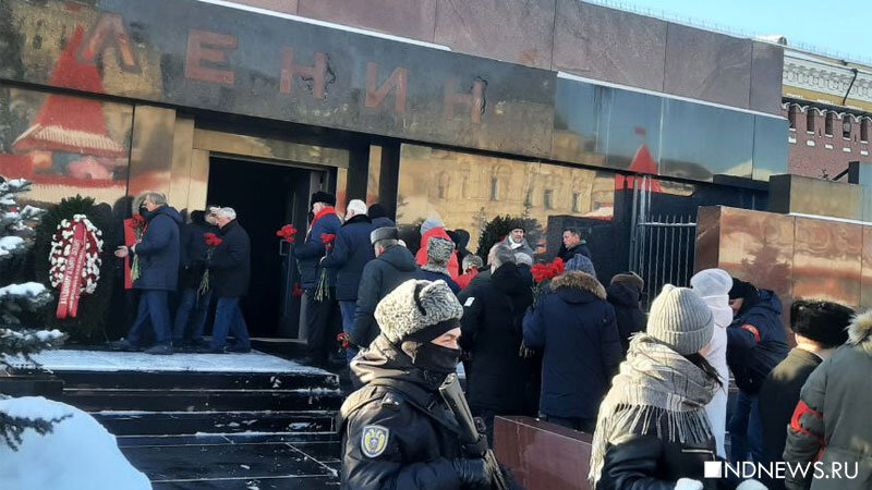 100 летию великой октябрьской социалистической революции. революция гвоздик фото. 35 лет революции. имена после великой октябрьской социалистической революции. с праздником октябрьской революции 7 ноября.