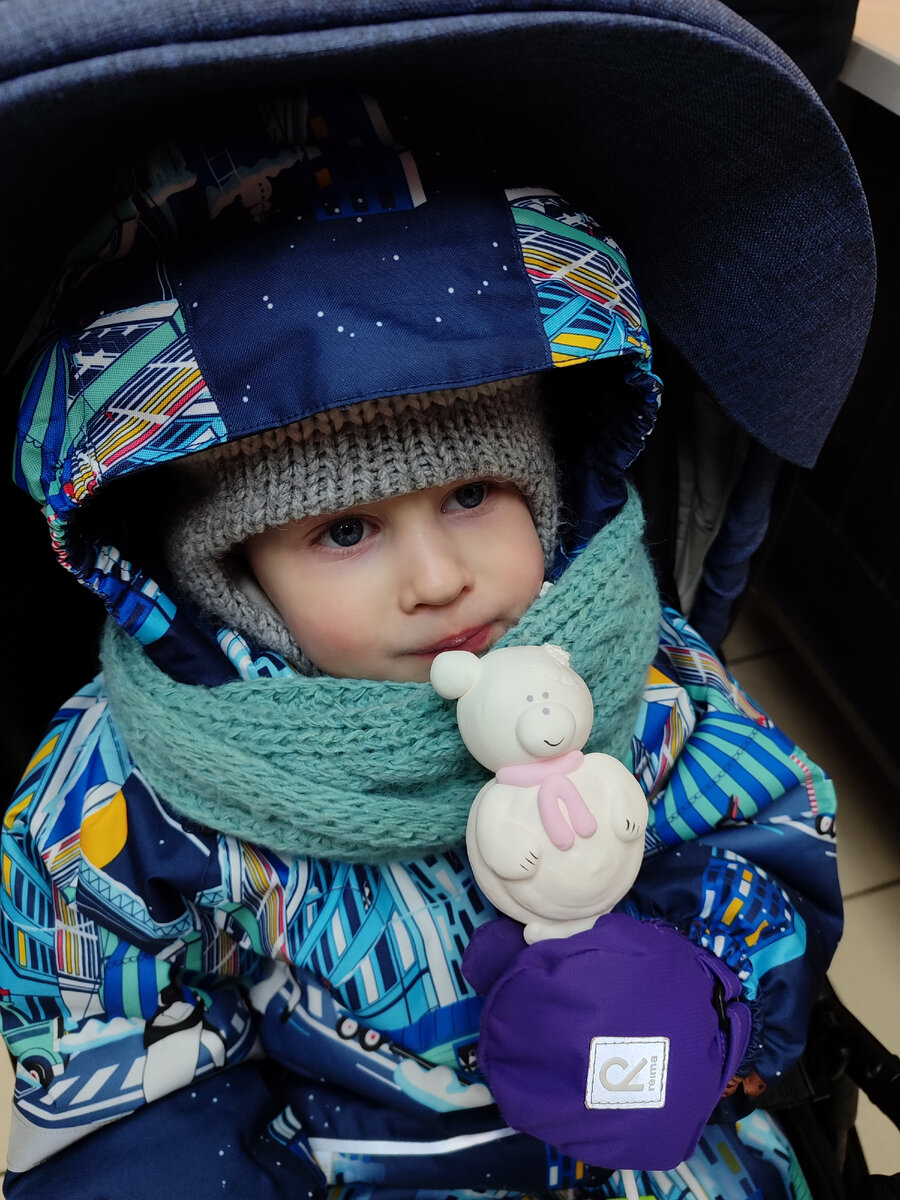 Купили нашему больному зефирного медвежонка