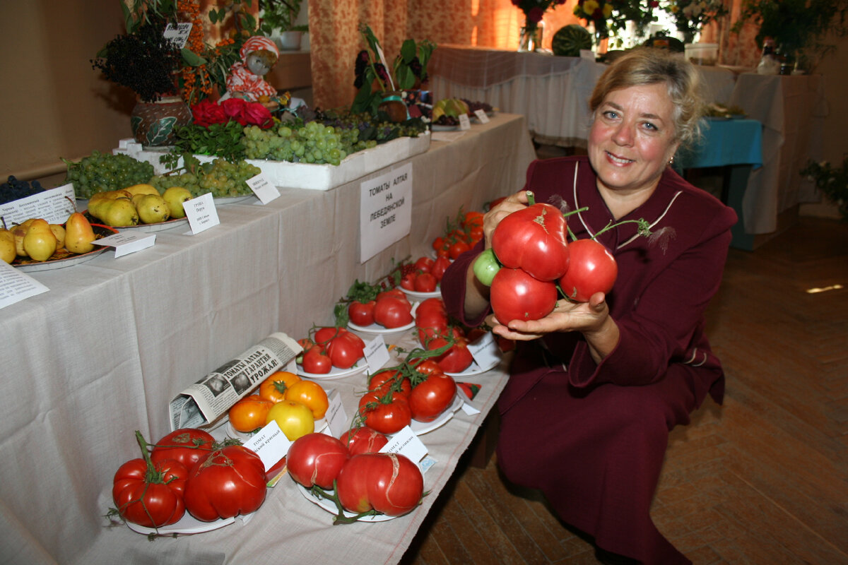 Наши традиционные выставки в Лебедянском краеведческом музее "Дары осени"