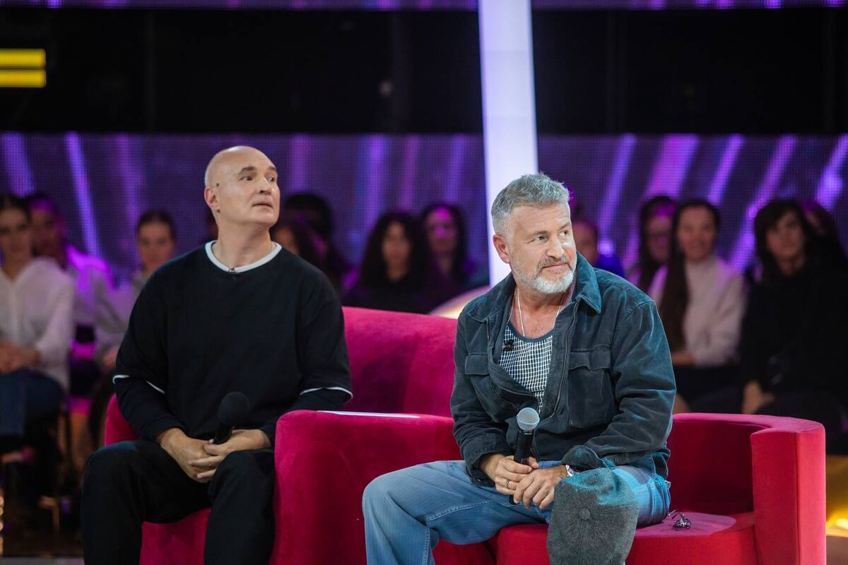 Батончик раз два славянка. Раз два три конфета. И вот что получилось картинки. Ухты батончик славянка. Храбрый алладин конфеты славянка.