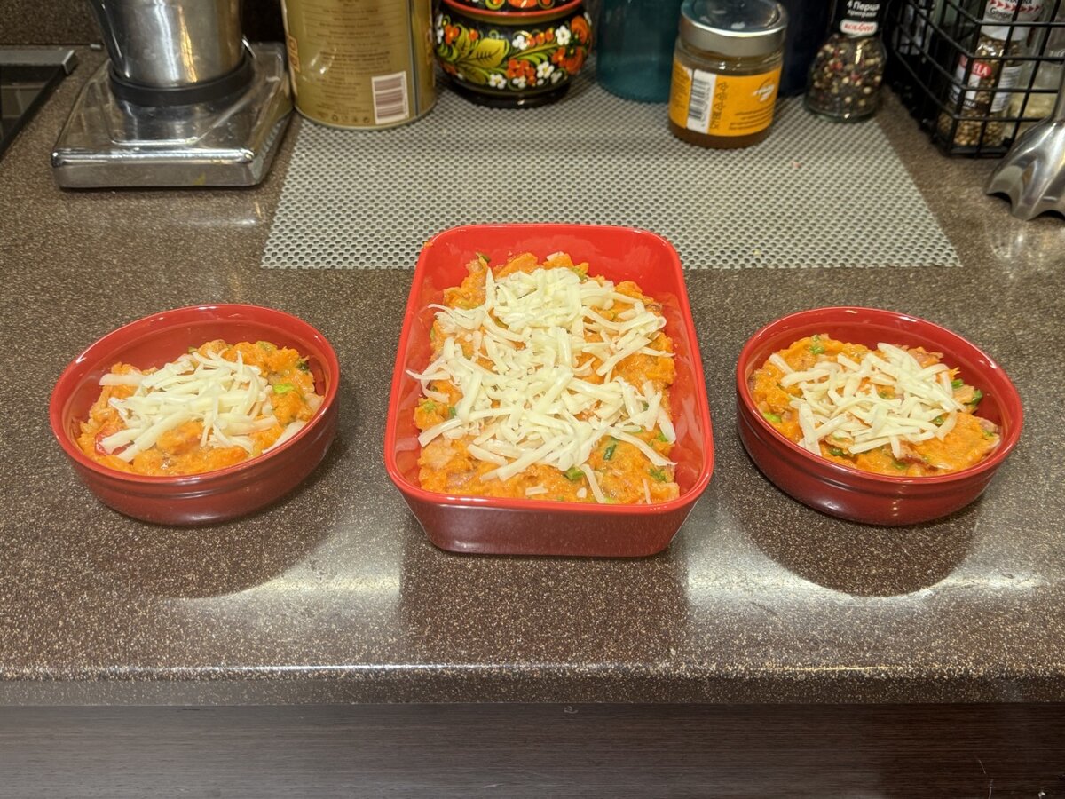 Осталось запечь в духовке 10 минут.