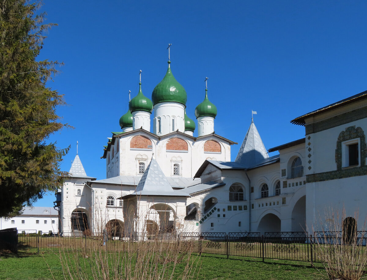 Новгород храмы и монастыри