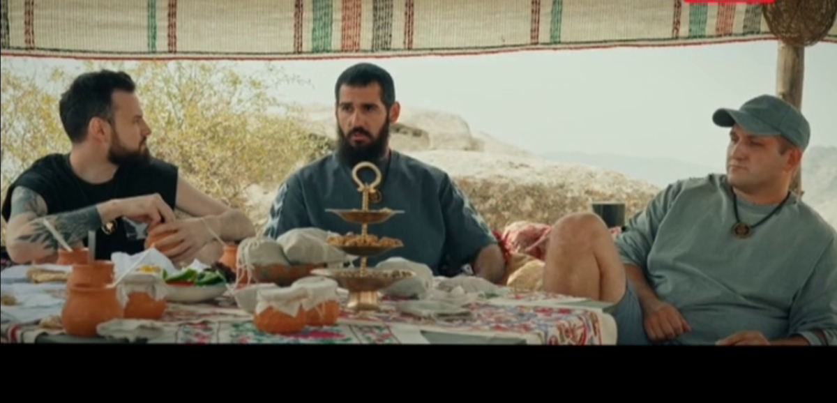 Фото- Кадр из шоу "Выжить в Самарканде". Скриншот- Кинопоток            