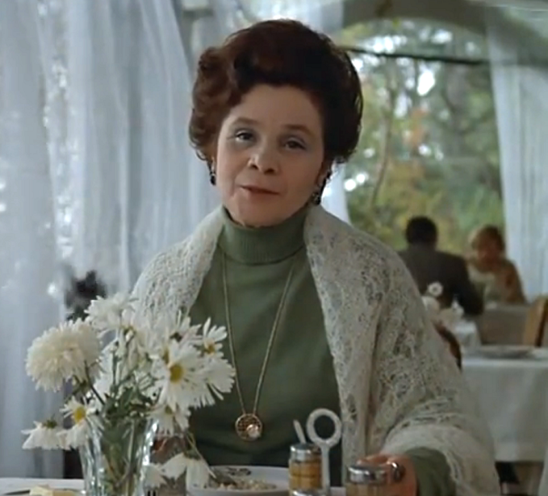 Кадр из фильма «Из жизни отдыхающих» (1980). Скриншот.