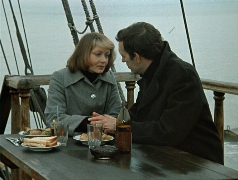 Кадр из фильма «Из жизни отдыхающих» (1980). Скриншот.