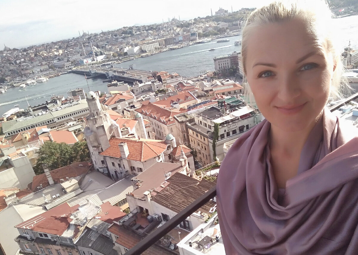 с Галатской башни 