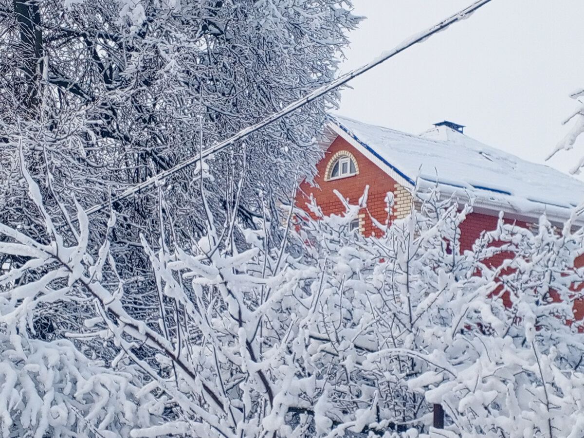 девушка падает. человек у пропасти. девушка падает. падаю край песня. падаю край песня.