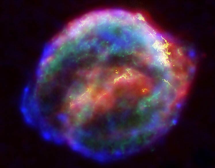 Туманность Сверхновой Кеплера SN 1604 (созвездие Змееносца).