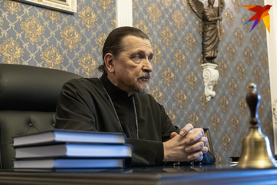 храм всех святых мурманск расписание