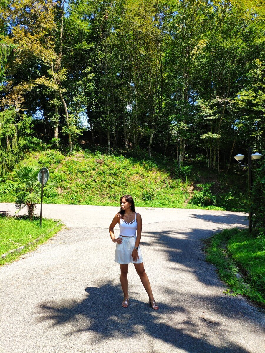 Курорт в абхазии 5 букв сканворд. Пицунда абхазия. Ауадхара абхазия. Курорт в абхазии 5 букв сканворд. Станция птцирска абхазии.