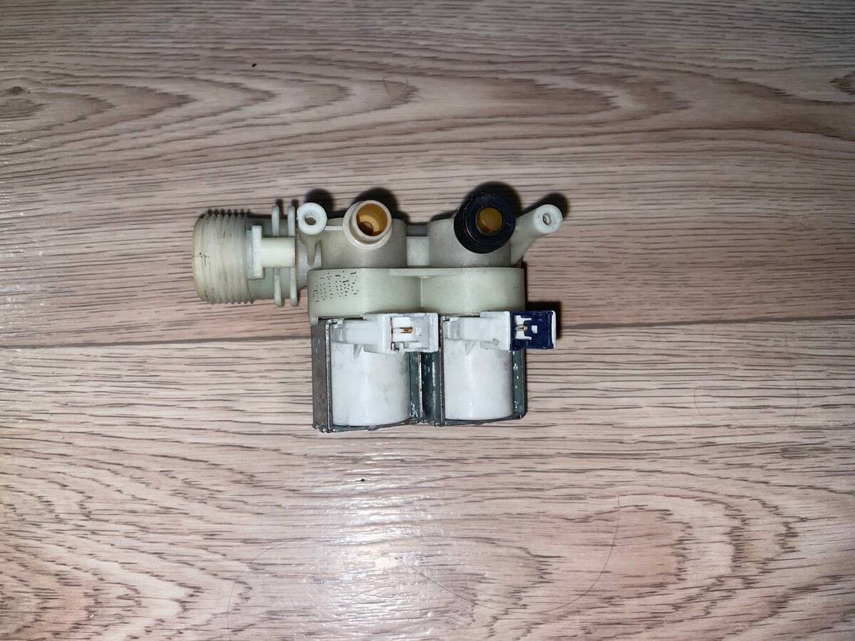 Клапан подачи воды