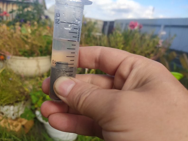 это я пытаюсь определить металл через плотность при известной массе и объеме