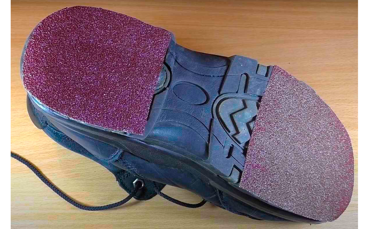 Что делать, если обувь скользит зимой: 11 вариантов решения