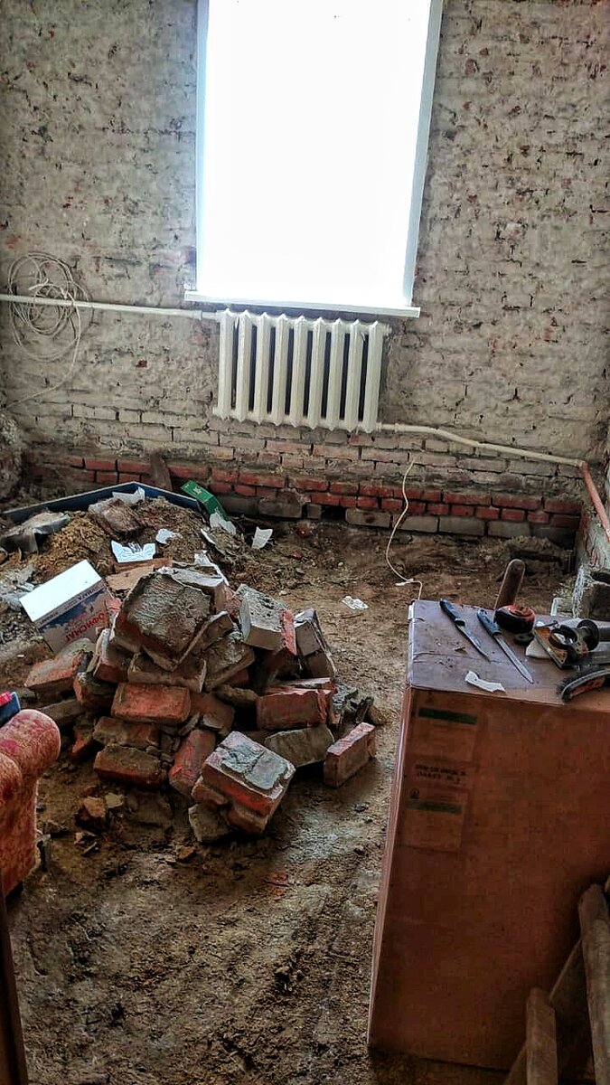 Демонтаж пола (фото из личного архива)