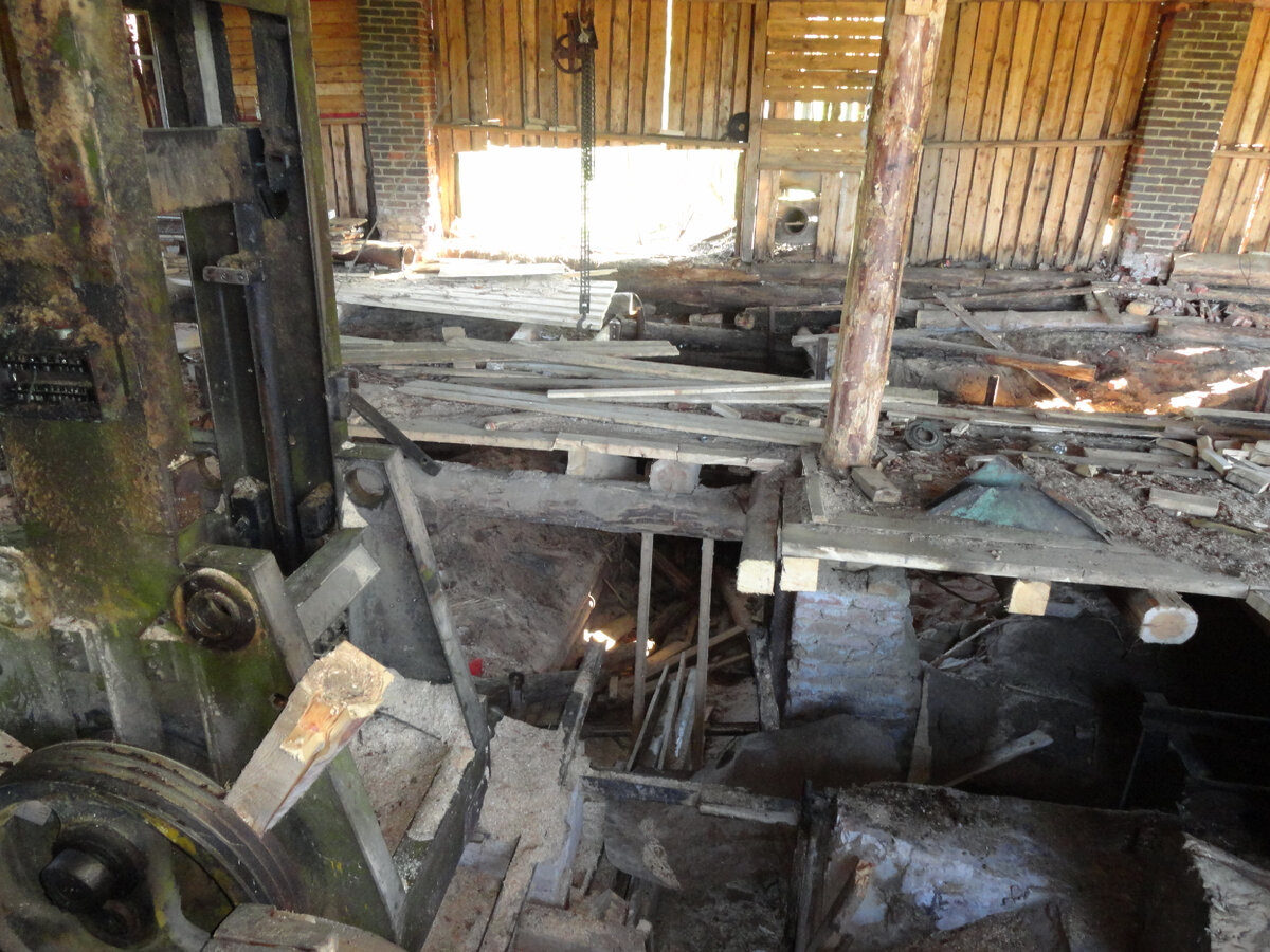 Финка тайга 2. Рос топор таежный рос 46458. Тайга-2 из комплекта "янтарь-аэропоиск". Нож янтарь аэропоиск. Тайга 2 том.