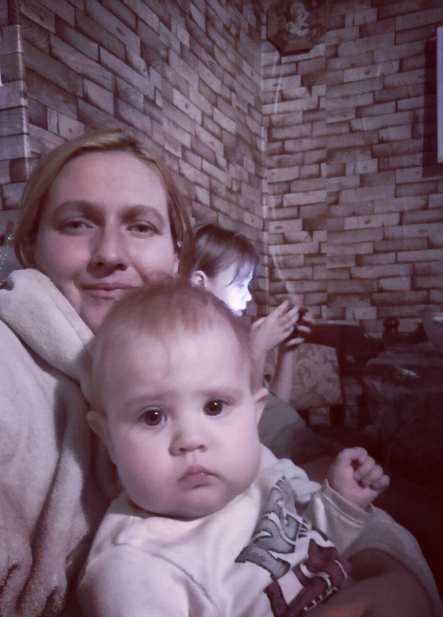 Я сгораю от любви к тебе. Маме пусть все горит. Маме пусть все горит. Сгорая от любви цитаты. Пусть все горит мем.