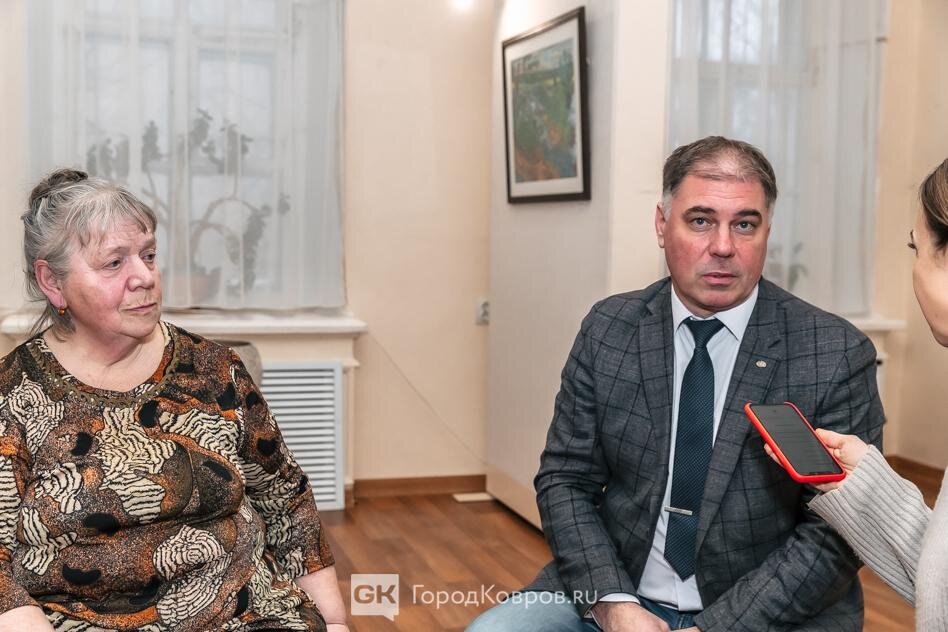 Памятник 200 лет коврову. Город ковров владимирской. Ковров. Город ковров владимирской области. Ковров город воинской славы.